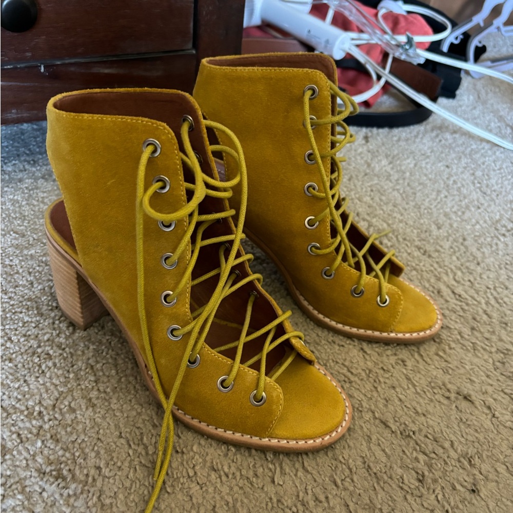 Jeffrey Campbell x Free People Minimal Lace up Heels - Worn Once Yellow Size 7.5 - Picture 2 of 9